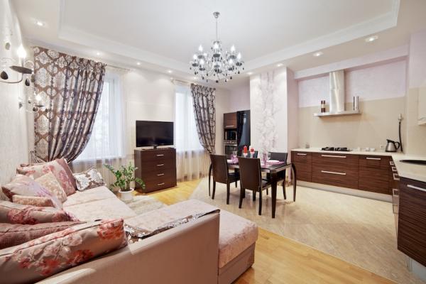 3 room apartment on Nezavisimosti ave 12